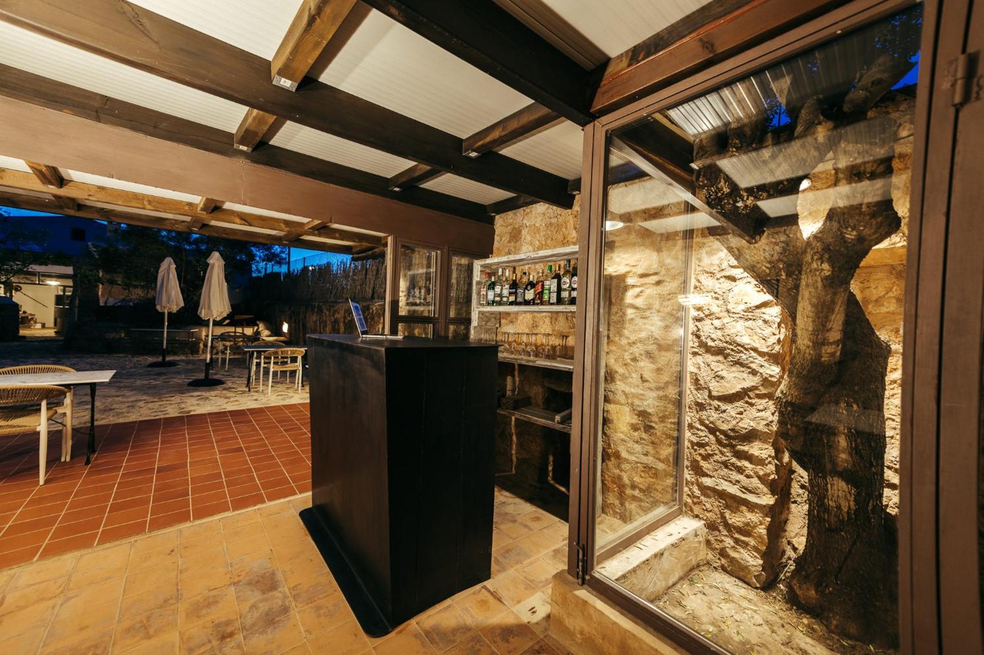 Hotel Rural Can Partit Adults Only-Ibiza Santa Agnes de Corona Buitenkant foto