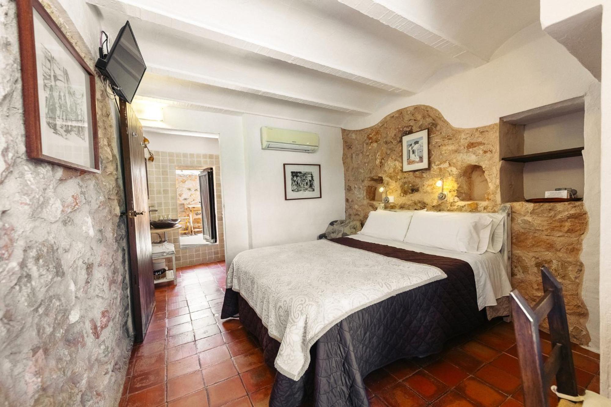 Hotel Rural Can Partit Adults Only-Ibiza Santa Agnes de Corona Buitenkant foto