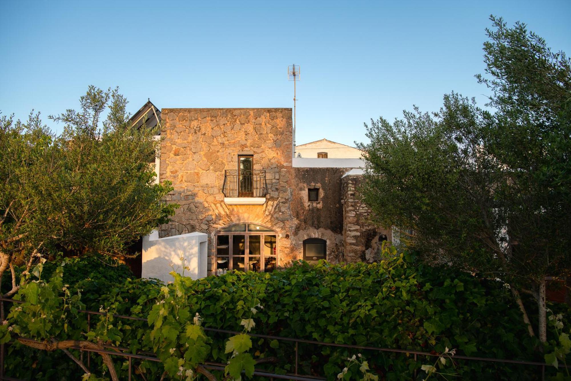 Hotel Rural Can Partit Adults Only-Ibiza Santa Agnes de Corona Buitenkant foto